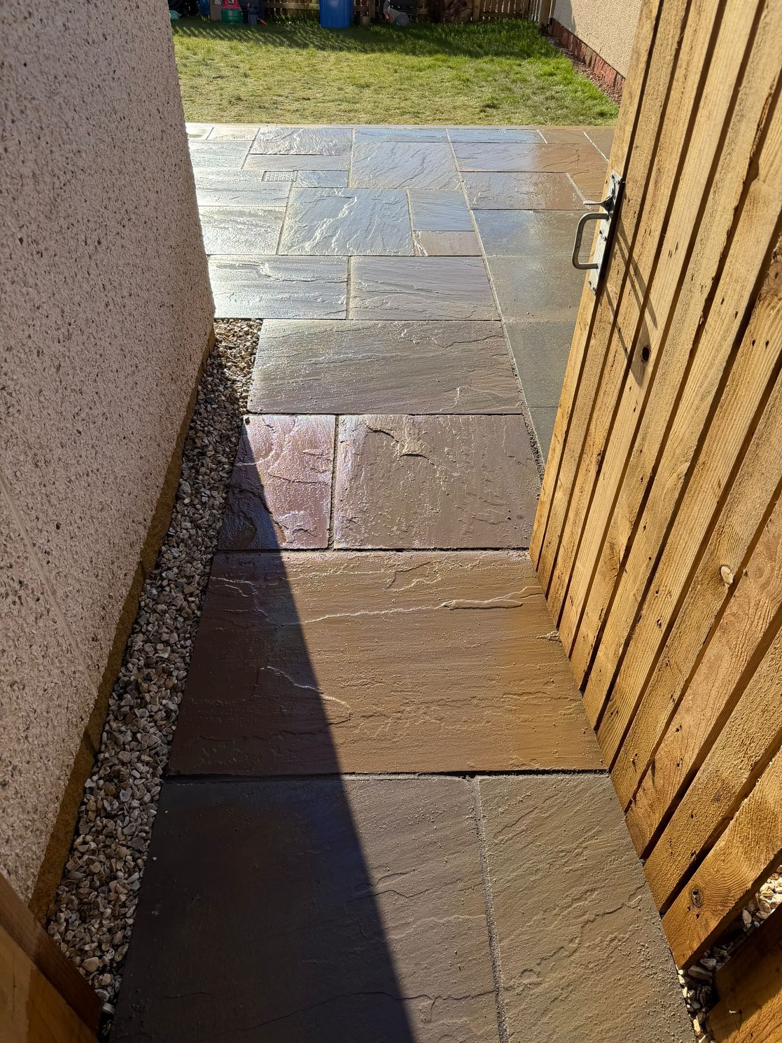 Sunset Buff Indian sandstone patio image 4