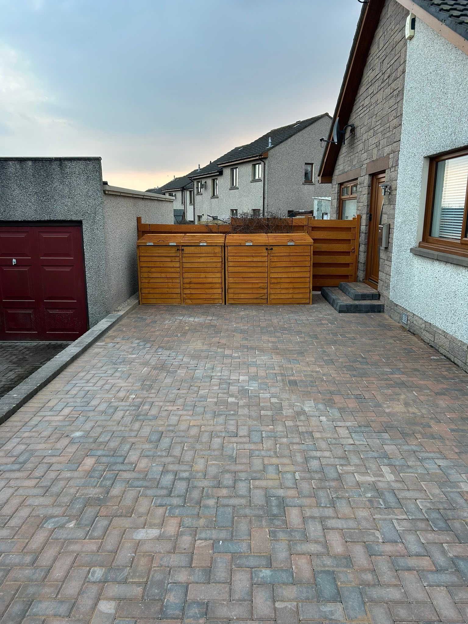 Full garden and driveway transformation image 3